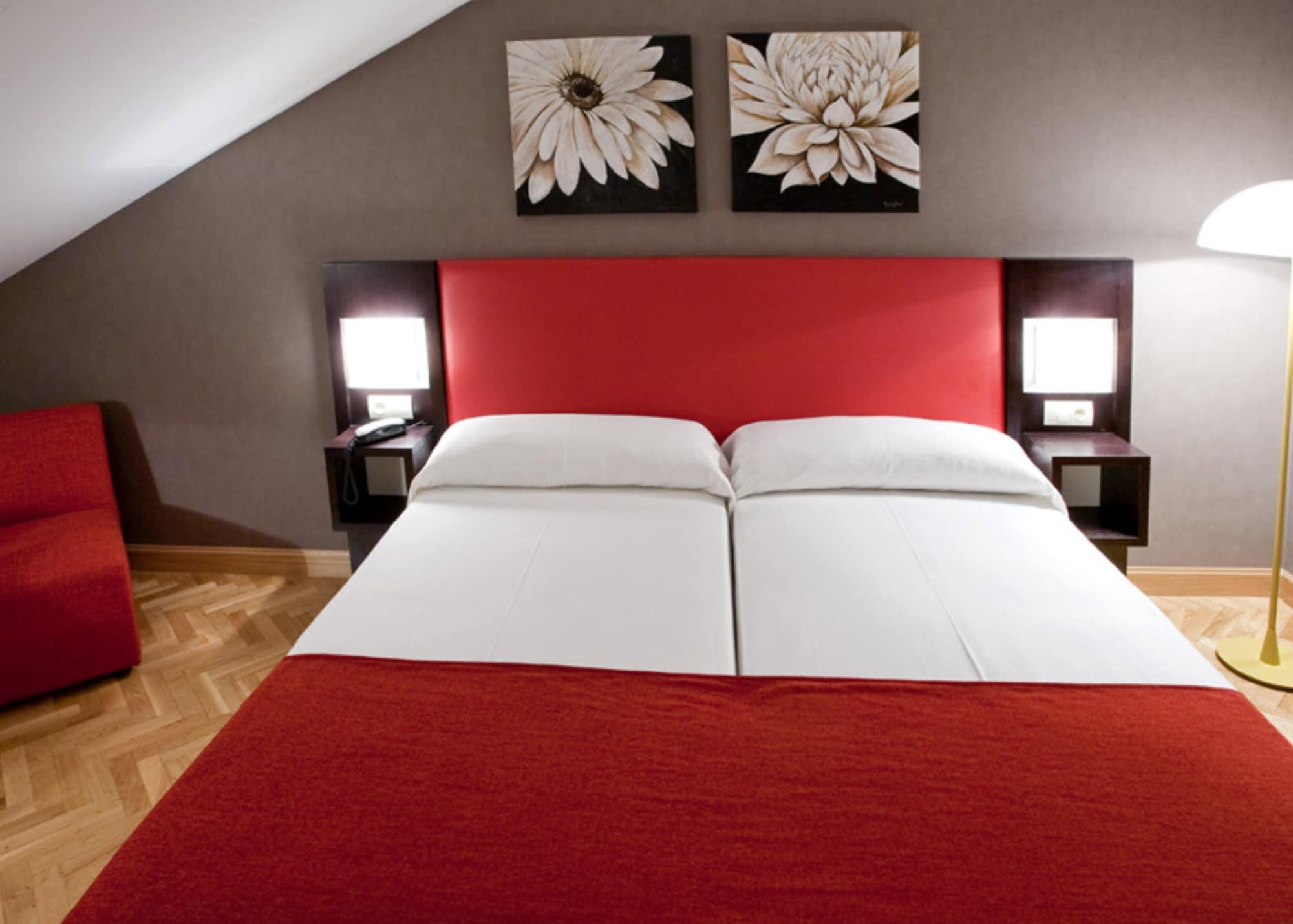 Hostal Carlos III Getafe Exterior photo